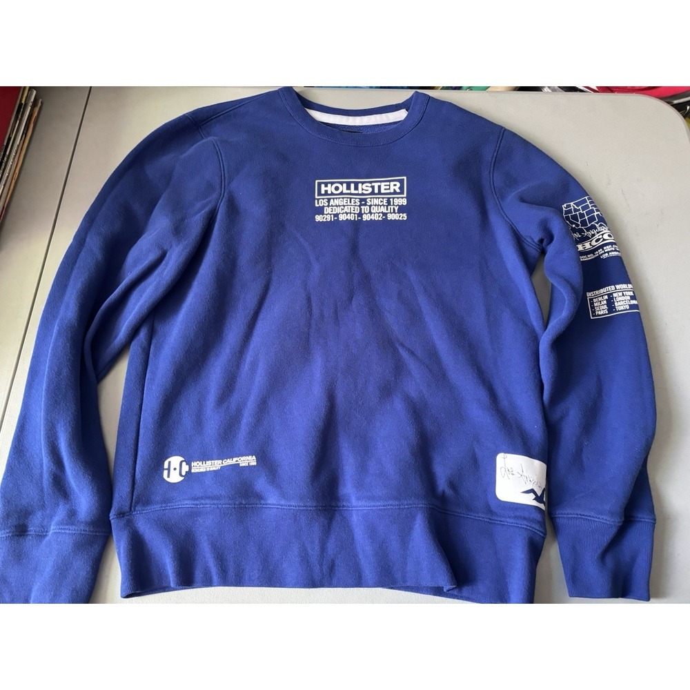 Hollister Y2K Mens Blue‎ Long Sleeve Sweatshirt Medium Arm And Chest Graphics